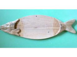 Tagliere in legno di frassino a forma di pesce 
